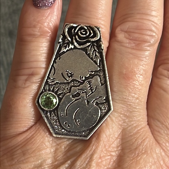 #118 Skeleton & Day of The Dead ๐ Peridot Handcrafted Ring ๐ Size 8 - Picture 9 of 16